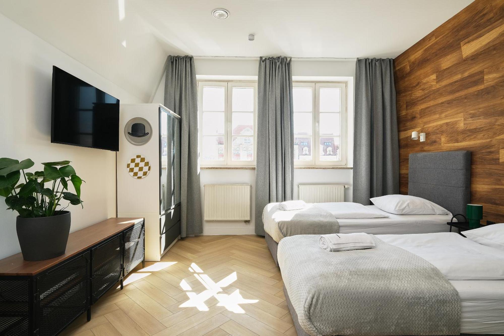 Solny Square Aparthotel Wroclaw Ngoại thất bức ảnh