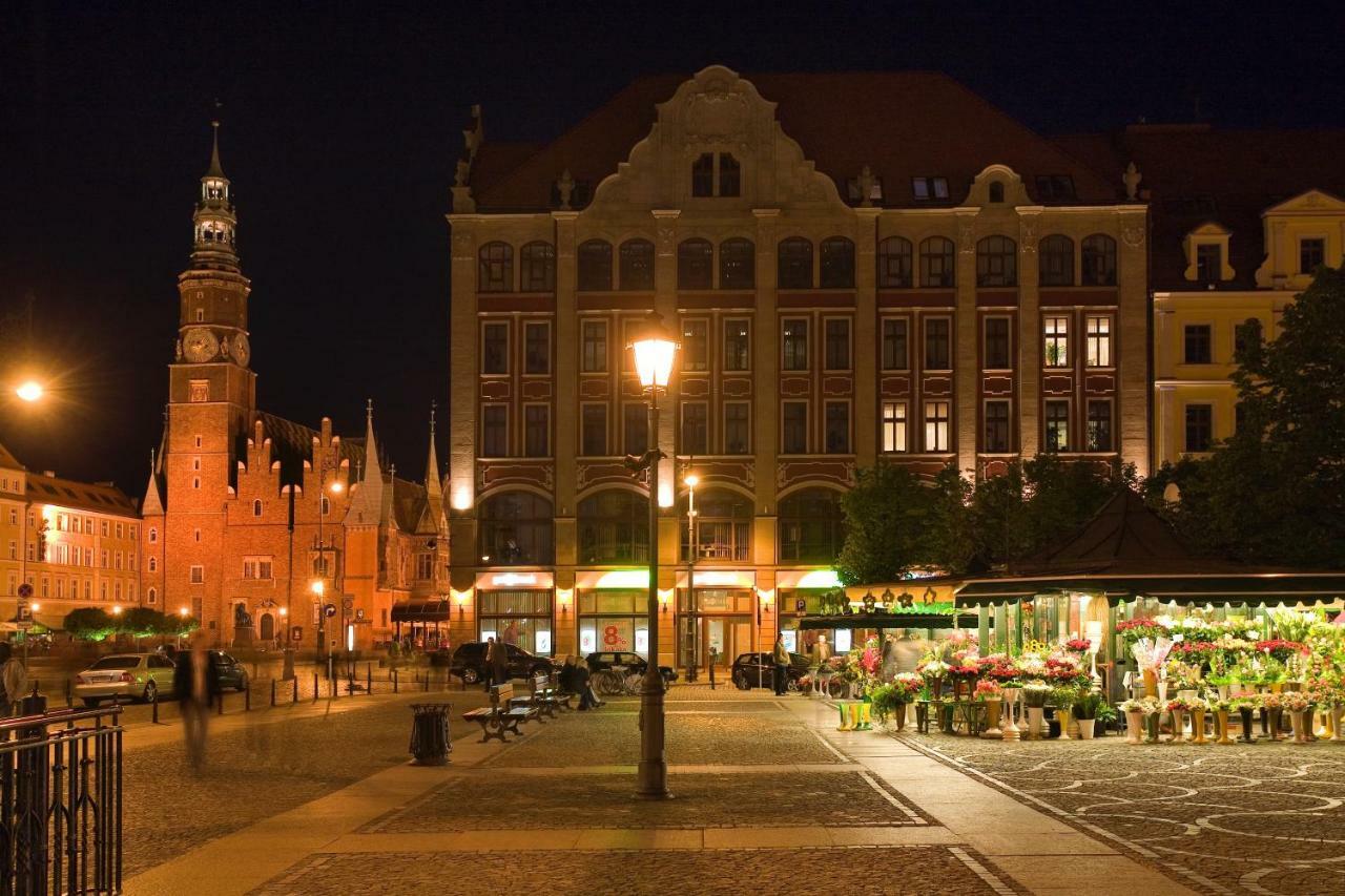 Solny Square Aparthotel Wroclaw Ngoại thất bức ảnh