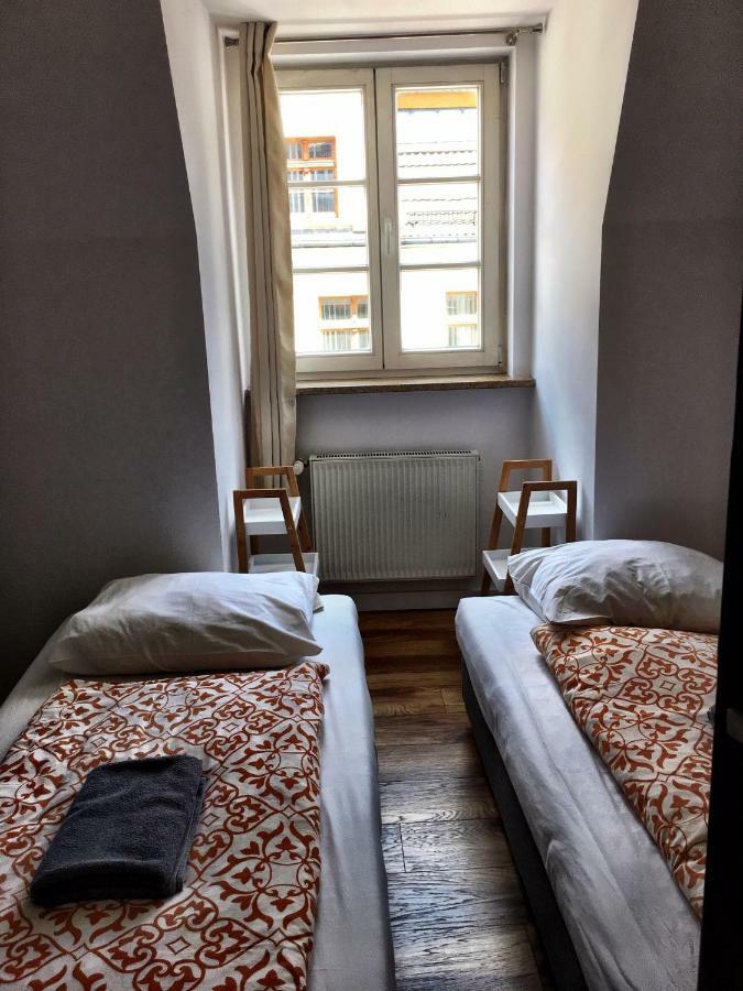 Solny Square Aparthotel Wroclaw Ngoại thất bức ảnh