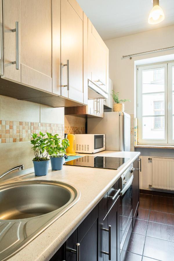 Solny Square Aparthotel Wroclaw Ngoại thất bức ảnh